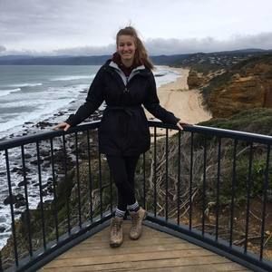 Meet your Posher, Ava